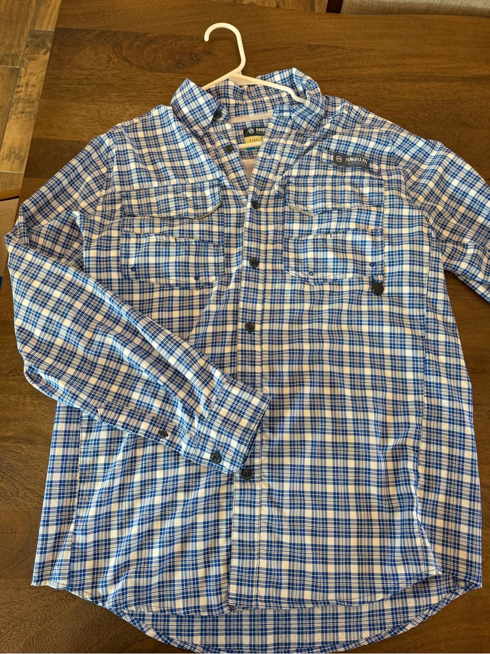 Magellan Outdoors White and Blue Plaid Long-Sleeve Button-Down Shirt